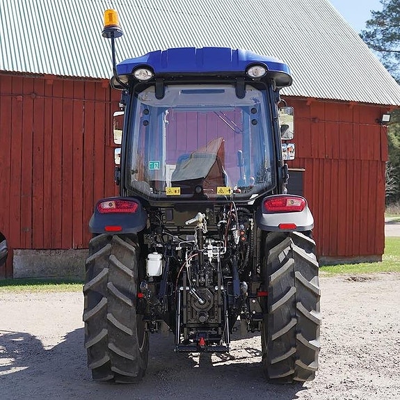 Lovol 50 hk 4wd med frontlastare *KAMPANJ* 5 of 6