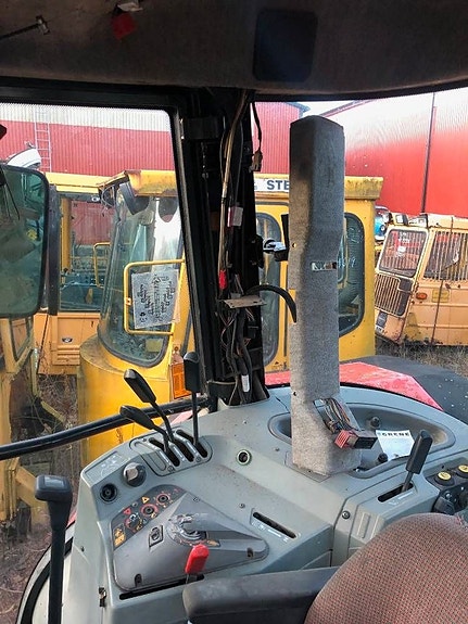 Massey Ferguson 8150 6 of 6