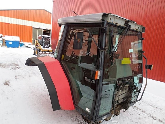 Massey Ferguson 8150 4 of 6