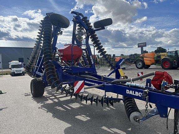 Dalbo Powerchain 800 tallriksharv med frösålåda Demo 3 of 4
