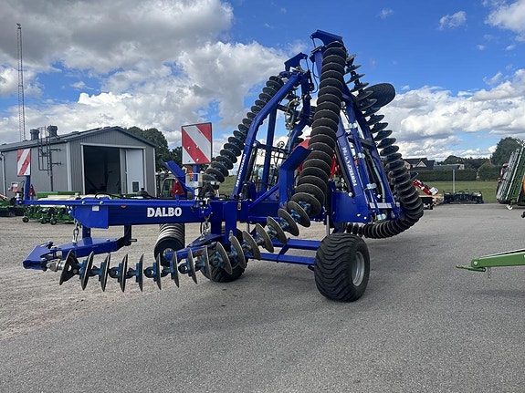 Dalbo Powerchain 800 tallriksharv med frösålåda Demo 2 of 4