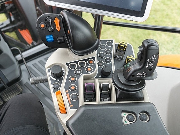 Kubota M7 150-170 hk 12 of 12
