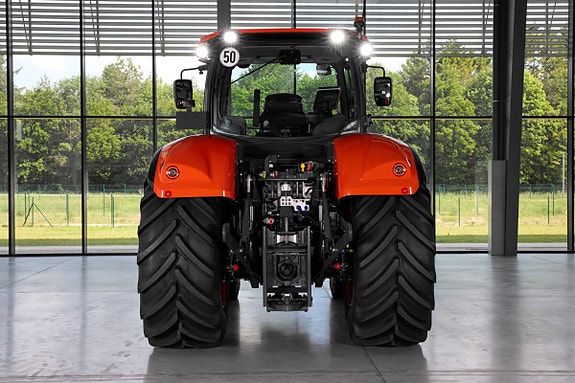 Kubota M7 150-170 hk 4 of 12