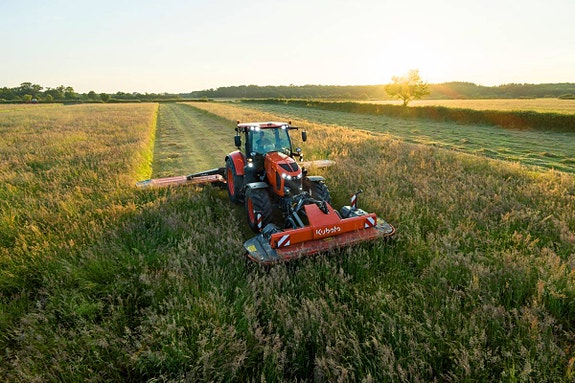 Kubota M7 150-170 hk 7 of 12