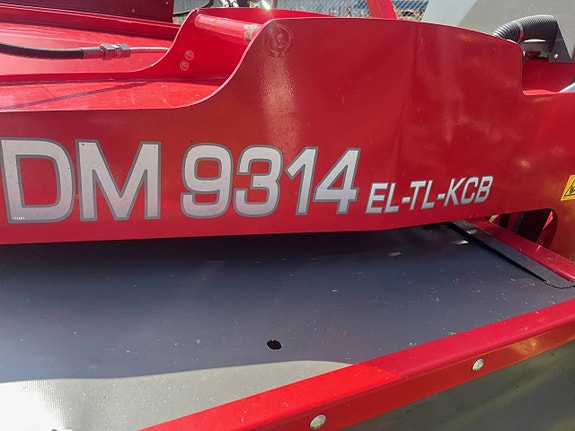 Massey Ferguson Butterfly 9314 samt Kverneland 3332 front 11 of 12