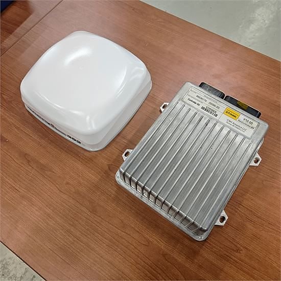 Trimble Nav-900 III receiver and controller type: 48036776