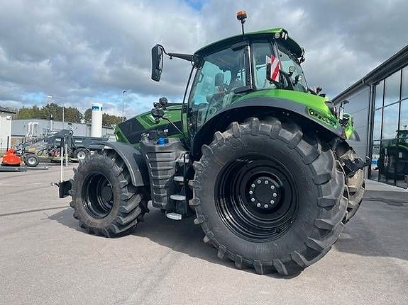 Deutz-Fahr AGROTRON 8280 TTV 6 of 10