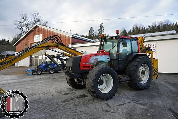 Valmet Valtra 8150 BXH948 ink klippaggregat