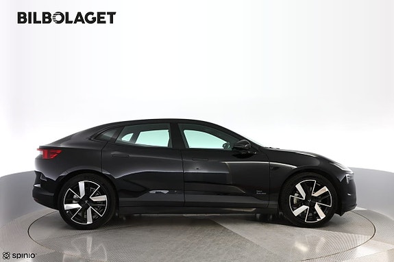 Polestar 4 5 of 16