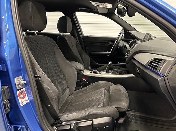 BMW 118i 13 of 14