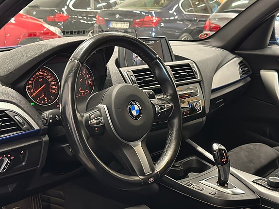 BMW 118i 9 of 14