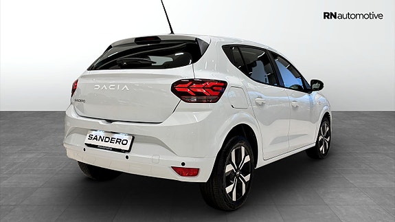 Dacia Sandero 5 of 5