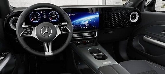 Mercedes-Benz GLB250+ 4 of 5