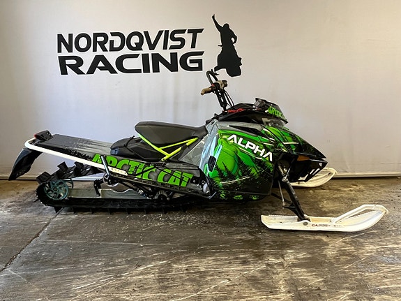 Arctic Cat M8000 Alpha *Fri frakt