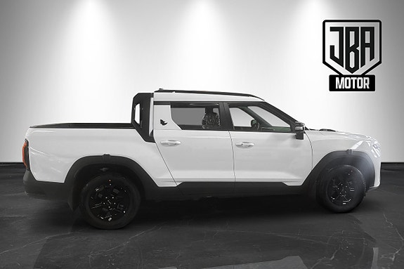 KGM Musso EV 3 of 5