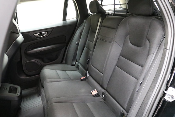 Volvo V60 8 of 21