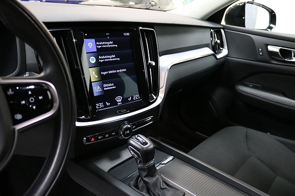 Volvo V60 19 of 21
