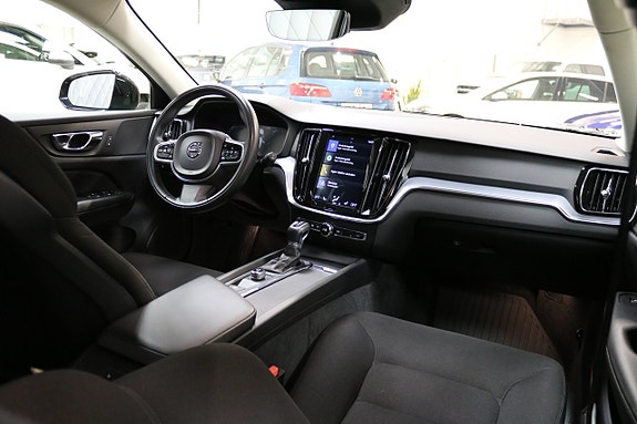 Volvo V60 7 of 21