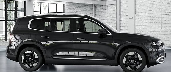 Mercedes-Benz GLB350 2 of 5