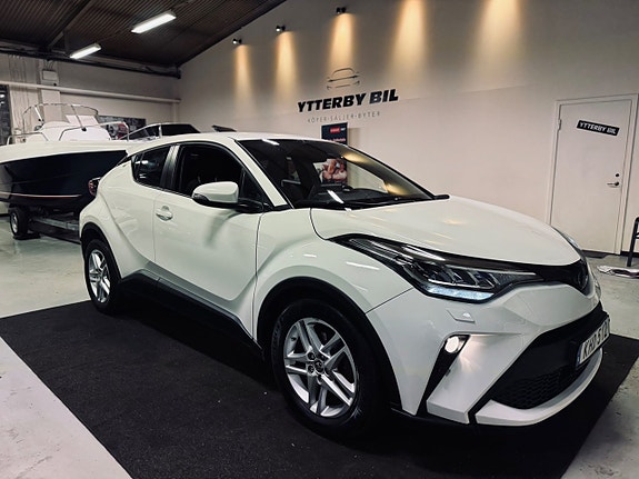 Toyota C-HR+