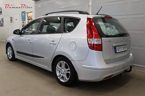 Hyundai i30 3 of 21