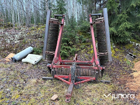Vält - Väderstad 77 B-6 2 of 24