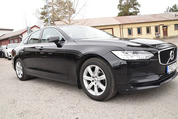 Volvo S90 3 of 5