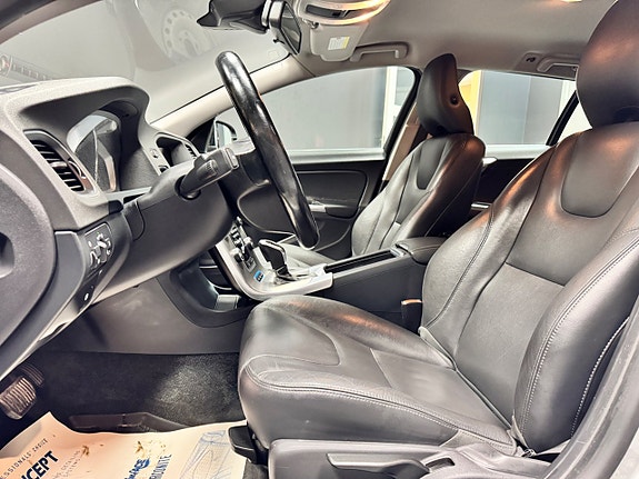 Volvo V60 8 of 10