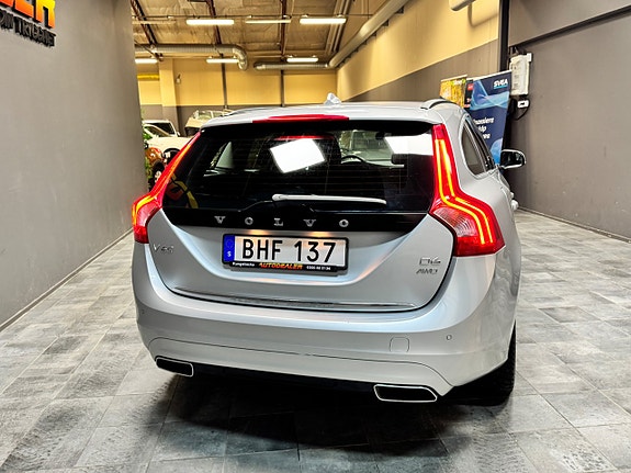 Volvo V60 3 of 10