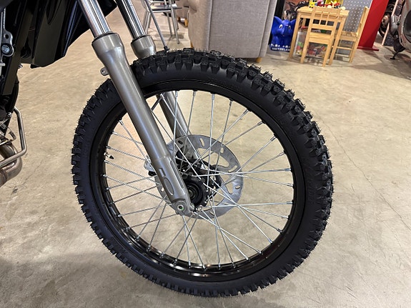 Rieju MRT 50 Enduro Black Edition 7 of 12