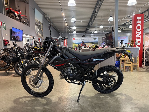 Rieju MRT 50 Enduro Black Edition 5 of 12