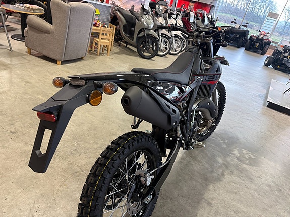 Rieju MRT 50 Enduro Black Edition 11 of 12