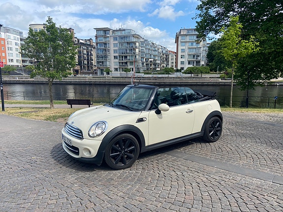 MINI Cooper 5 of 5