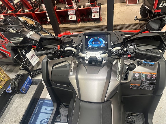 CFMOTO CFORCE 850 TOURING PRO Nyhet! 6 of 9