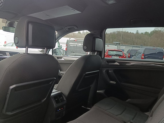 Volkswagen Tiguan Allspace 18 of 24