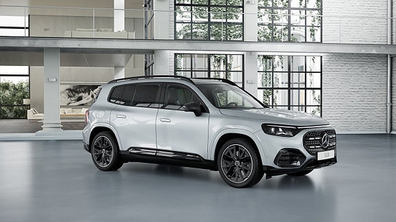 Mercedes-Benz GLB250+ 2 of 7