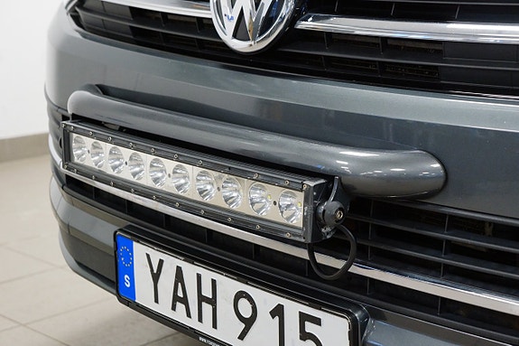 Volkswagen Multivan 4 of 5