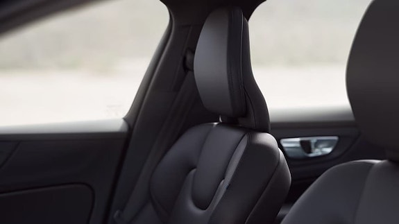 Volvo V60 17 of 19