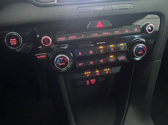 Kia Sportage 25 of 25