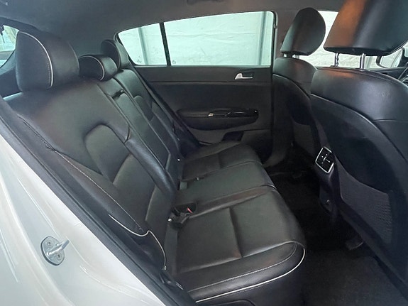 Kia Sportage 13 of 25