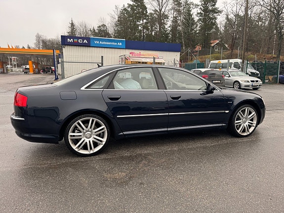 Audi A8 3 of 5
