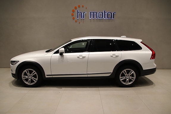 Volvo V90 Cross Country