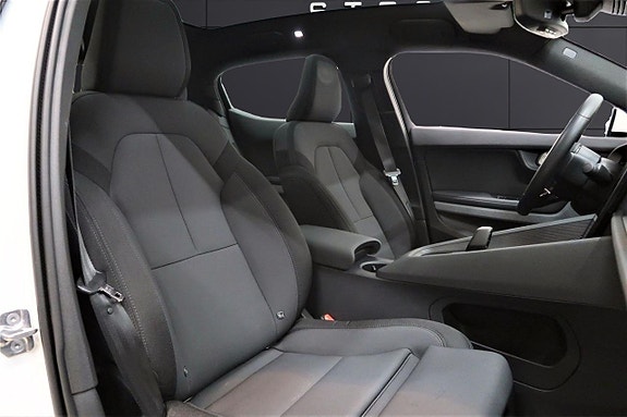 Polestar 2 10 of 17