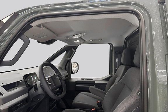Kia PV5 8 of 14