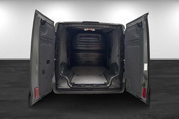 Kia PV5 14 of 14