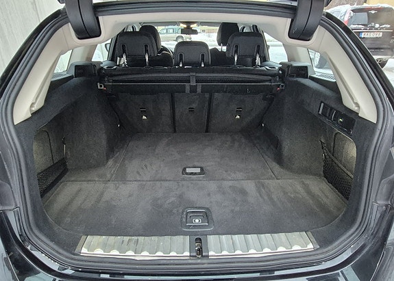 BMW 320d 9 of 11