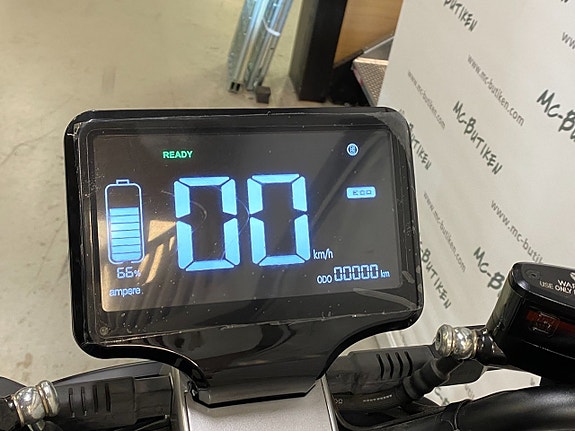 YADEA Elmoped / Scooter G5 / Moped / KAMPANJ 12 of 13