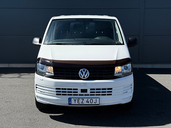 Volkswagen Transporter 4 of 22