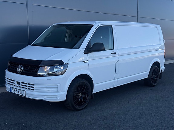 Volkswagen Transporter 11 of 30