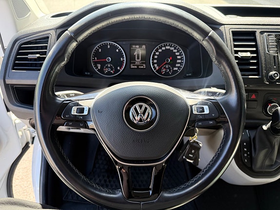 Volkswagen Transporter 16 of 22